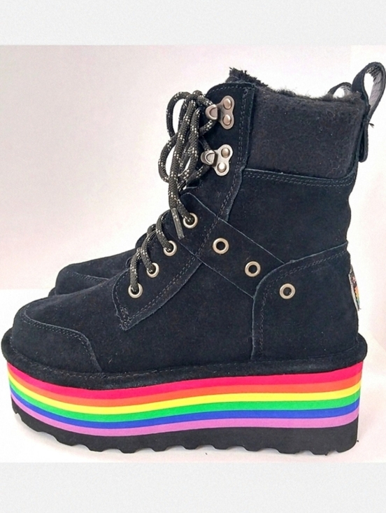 BearPaw Shoes - Bearpaw Retro Alicia Platform Pride Boots, NEW, Size 6|EUR 37
